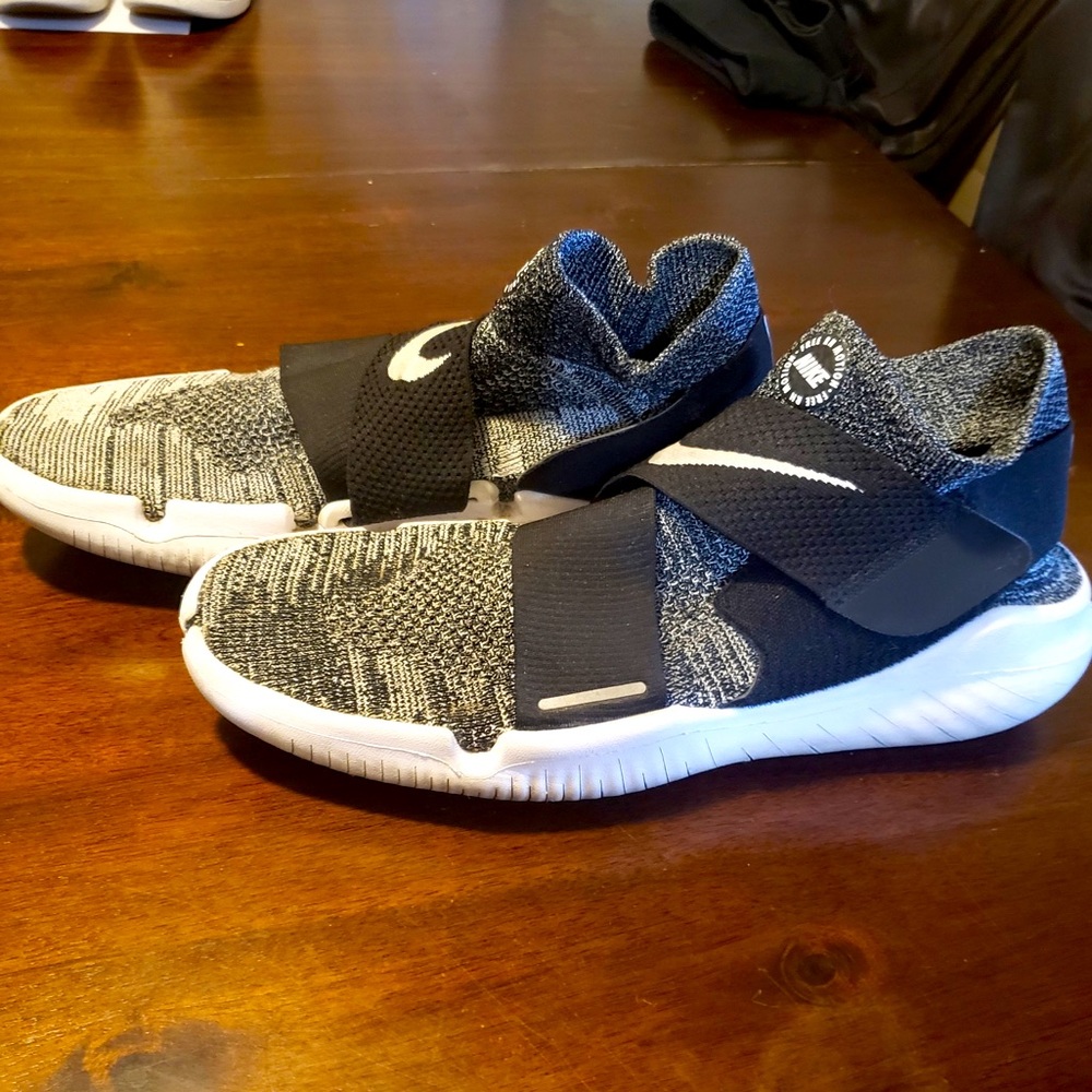 Men’s Nike Free RN Motion Sneakers - size 15